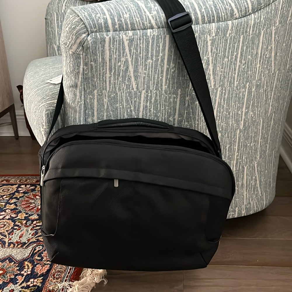 Messenger/ computer bag